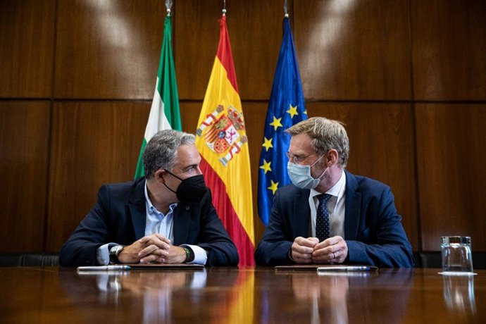 Firma de acuerdo de colaboración entre la Junta de Andalucía y el Centro Común de Investigación de Comisión Europea.