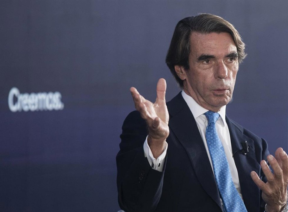 El expresidente del Gobierno José María Aznar, durante su intervención en la convención sobre 'La fortaleza de las instituciones' en el marco de la Convención Nacional del PP. A 30 de septiembre de 2021, en Sevilla (Andalucía, España).