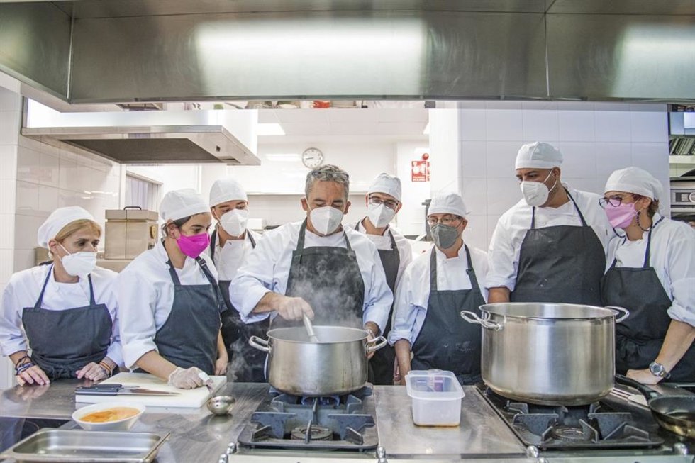 Curso formativo en la rama de hostelería.
