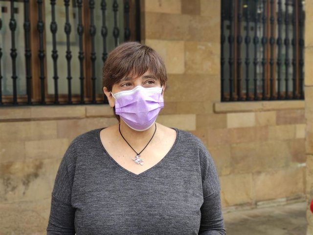 Archivo - La concejala del PSOE en el Ayuntamiento de Oviedo Ana Rivas.