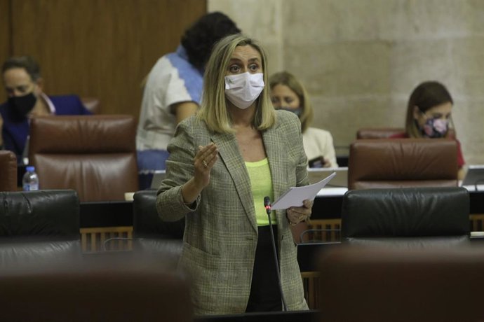 La consejera de Fomento, Infraestructuras y Ordenación del Territorio, Marifrán Carazo.