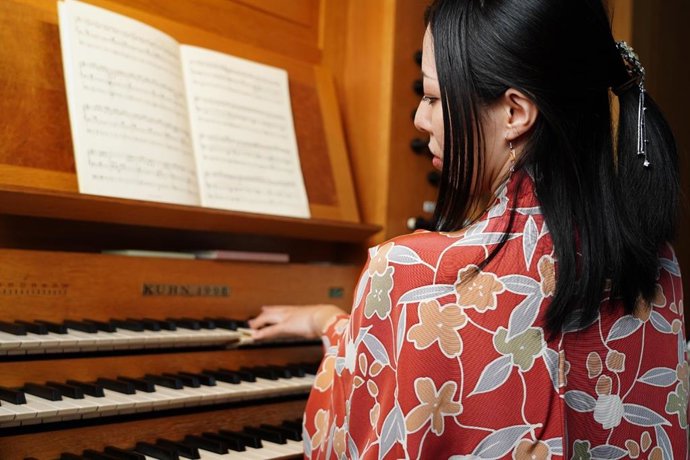 La organista Hina Ikawa