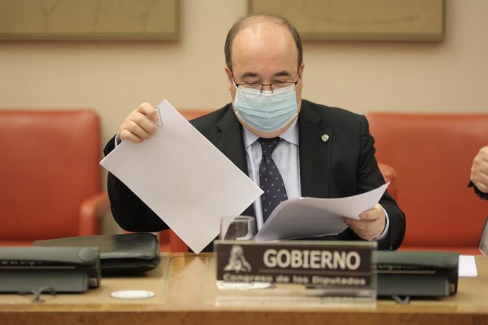 El ministro de Cultura y Deporte, Miquel Iceta, en la comisión de esa misma materia del Congreso.
