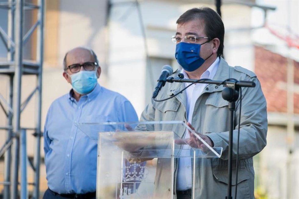 Guillermo Fernández Vara en Pescueza.