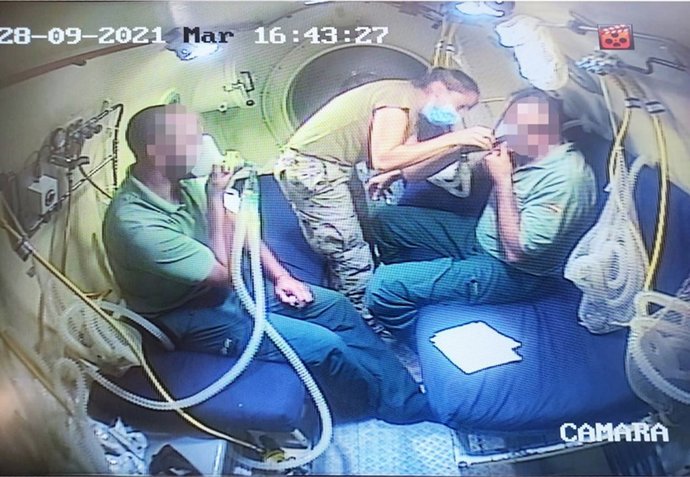 Imagen del interior de la cámara hiperbárica