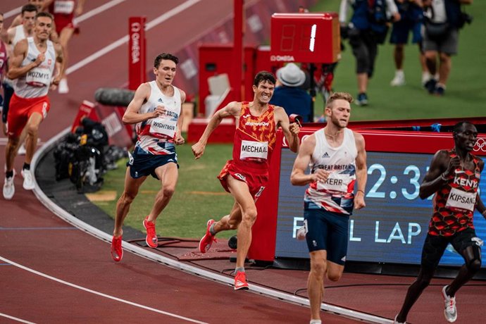 Archivo - El atleta español Adel Mechaal, quinto en la final de 1 500 de Tokyo 2020, disputará la TotalEnergies Milla de Madrid.