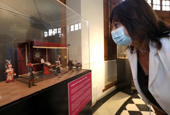 Una muestra de figuras de plastilina de Diputación de Alicante aborda la trayectoria de mujeres destacadas