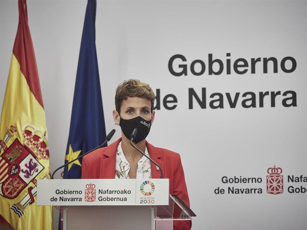 La presidenta de Navarra, María Chivite, en una rueda de prensa.