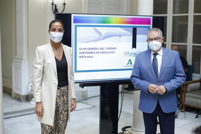 Presentación del Plan General de Turismo Sostenible, META 2027, al sector turístico de Sevilla.