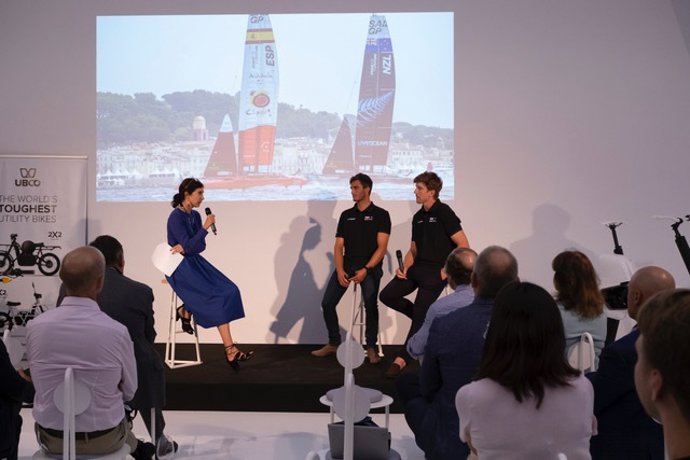 Los regatistas Peter Burling y Blair Tuke apadrinan la alianza de Nueva Zelanda y España por la sostenibilidad en el deporte.