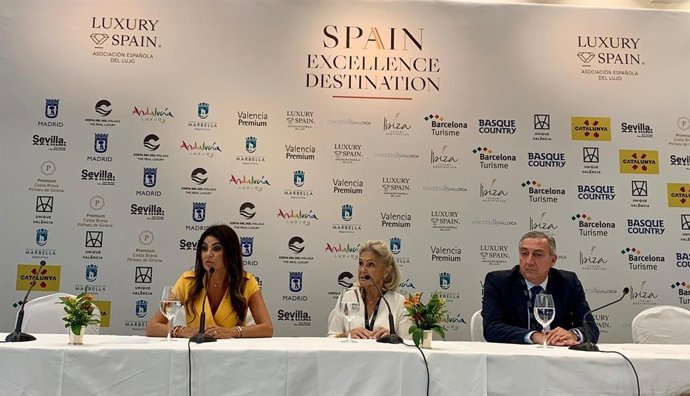 Nuria Rodríguez en el encuentro organizado en Marbella (Málaga) por la Asociación Española del Lujo-Luxury Spain