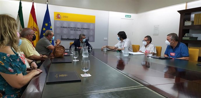 Reunión en la Subdelegación del Gobierno en Sevilla