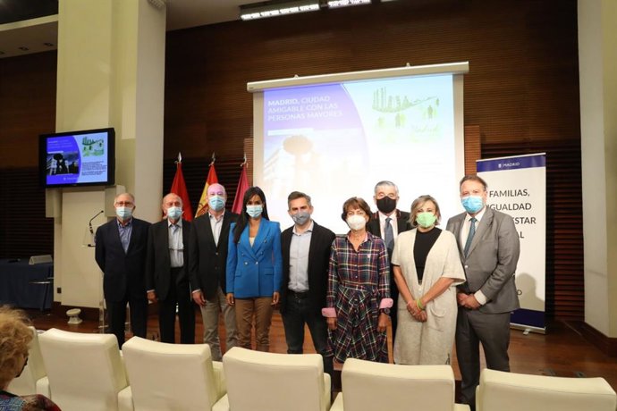 La vicealcaldesa de Madrid, Begoña Villacís, y el delegado de Familias, Igualdad y Bienestar Social, Pepe Aniorte, han presentado hoy el II Plan de Acción Madrid, Ciudad Amigable con las Personas Mayores 2021-2023