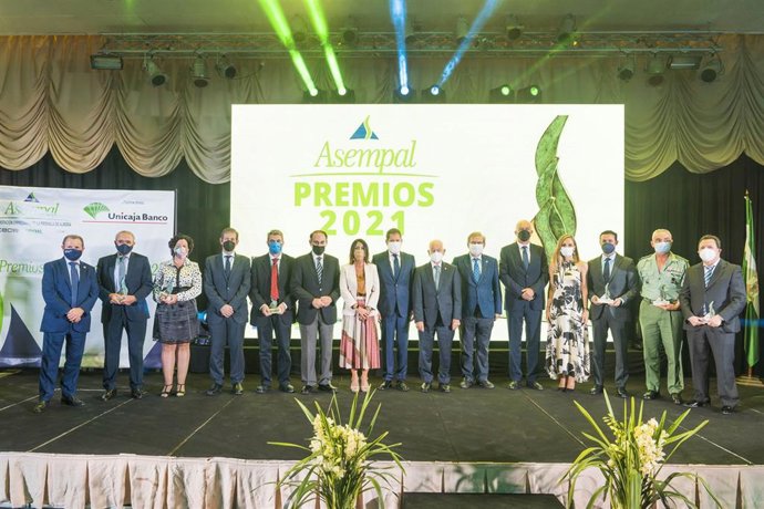 El presidente de Diputación, Javier Aureliano García, participa en los X Premios Asempal junto a los diputados provinciales Álvaro Izquierdo, Concepción Pérez, y Carmen Navarro.