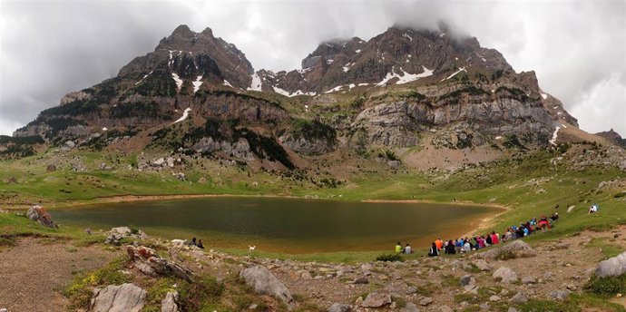 Archivo - Ibón de Piedrafita, en el Pirineo de Huesca.