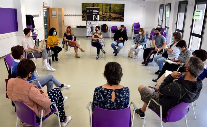 Un momento del acto de clausura de las residencias artísticas del programa DNA Danza Contemporánea de Navarra 2021