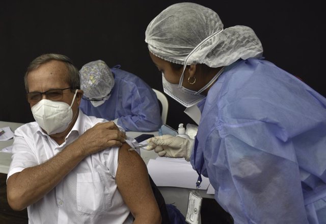 Archivo - May 24, 2021, Lima, Peru: Vaccination of adults aged 65 to 69 years according to Arturo Granados, spokesman for Minsa, are currently taking place in Lima, Peru. 62 immunization centers have been implemented that will be distributed in 50 distr