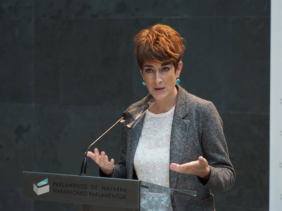 Archivo - La portavoz de EH Bildu en el Parlamento de Navarra, Bakartxo Ruiz.