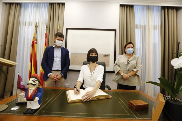 La ministra de Ciencia, Diana Morant, acude a la inauguración de la Fira i Festes de Gandia (Valencia)