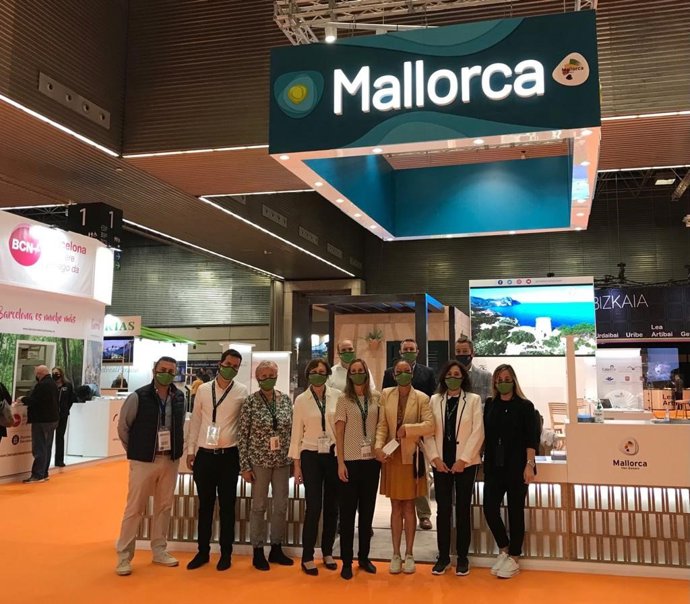 Mallorca presenta su oferta turística deportiva y gastronómica al mercado español en la 'EXPOvacaciones' de Bilbao.