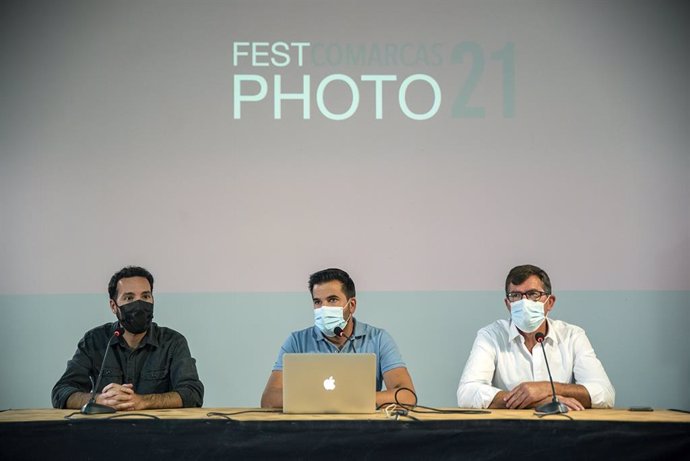 Santa Bárbara de Casa (Huelva) acoge este fin de semana la segunda edición del Encuentro Internacional 'FestComarcasPhoto21'