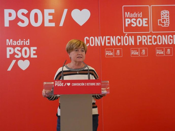 La Presidenta De La Comisión Gestora Del PSOE-M, Isaura Leal,