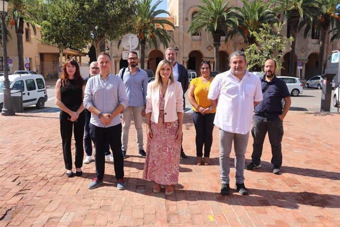 La coordinadora autonómica de Cs en Baleares, Patricia Guasp, se reúne con cargos, simpatizantes y afiliados de Cs en Menorca.
