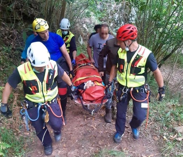 Rescate de un niño de 12 años en el Barranco del Río Navedo.