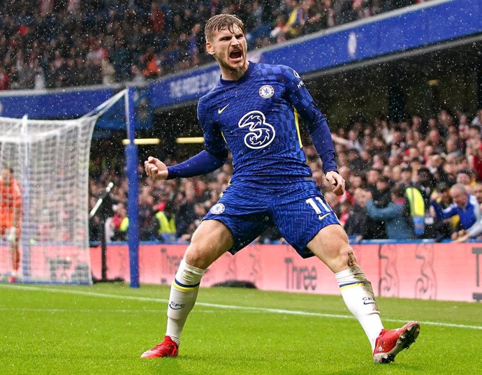 02 October 2021, United Kingdom, London: Chelsea's Timo Werner celebrates scoring his side's second goal before it being overturned by VAR during the English Premier League soccer match between Chelsea and Southampton at Stamford Bridge. Photo: Tess Der
