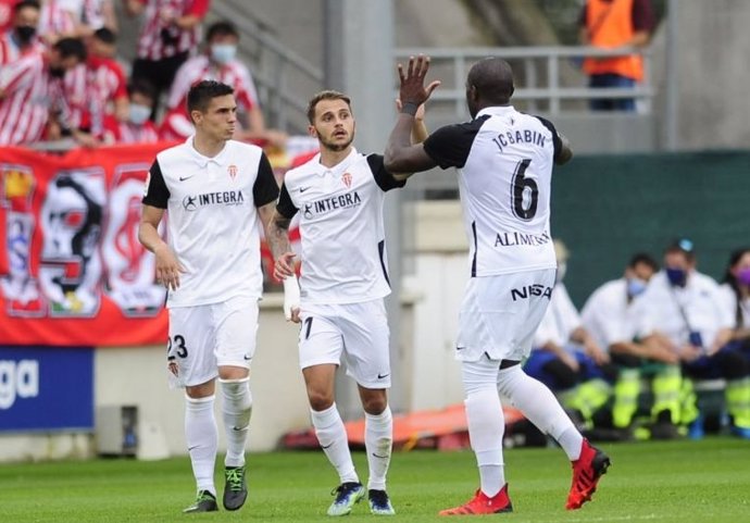 El Sporting rescata un empate en su visita al Amorebieta en el tramo final del partido