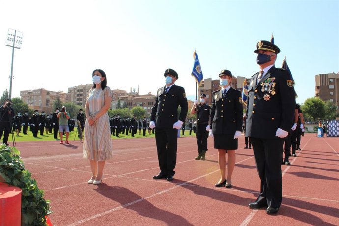 Archivo - Jura del cargo de nuevos policías en Granada (Foto de archivo).