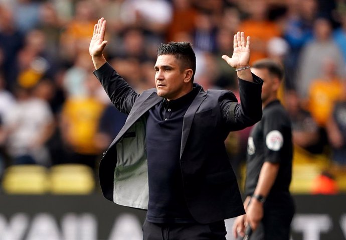 11 September 2021, United Kingdom, Watford: Watford manager Xisco Munoz gestures on the touchline during the English Premier League soccer match between Watford and Wolverhampton Wanderers at Vicarage Road. Photo: Zac Goodwin/PA Wire/dpa