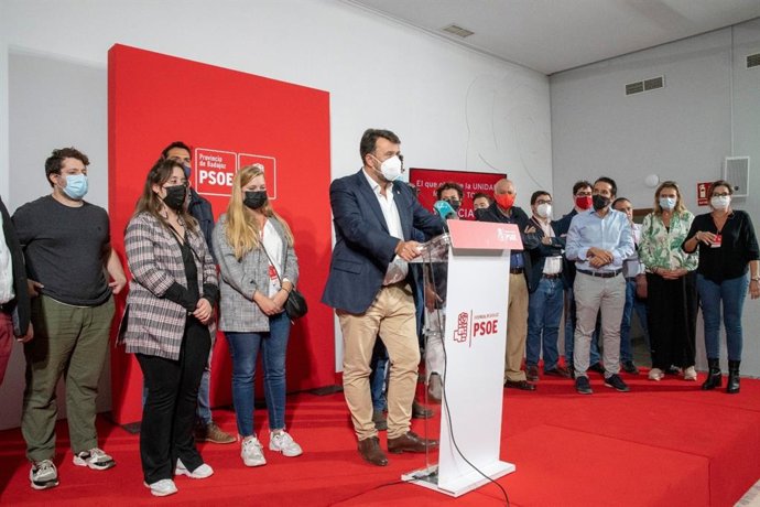 Rafael Lemus tras ser reelegido secretario general del PSOE provincial de Badajoz