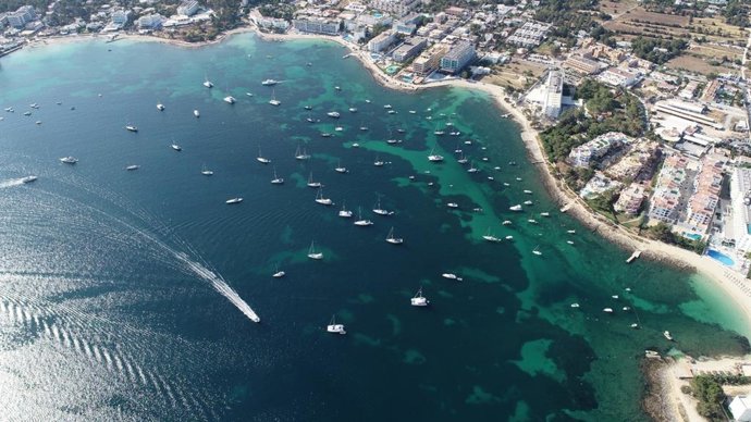 Archivo - Zona litoral de Sant Josep de sa Talaia, en Ibiza. 