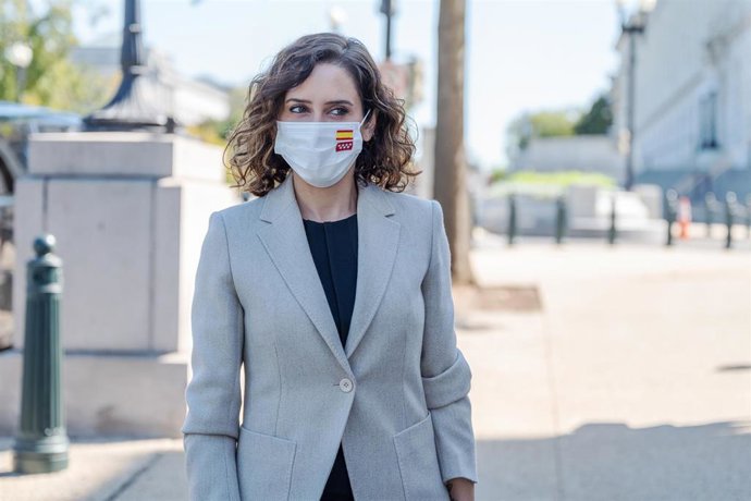 La presidenta de la Comunidad de Madrid, Isabel Díaz Ayuso, a su llegada a una reunión en el Capitolio con el Caucus Hispano del Congreso de Estados Unidos, a 30 de Septiembre de 2021 en Washington (EEUU). 