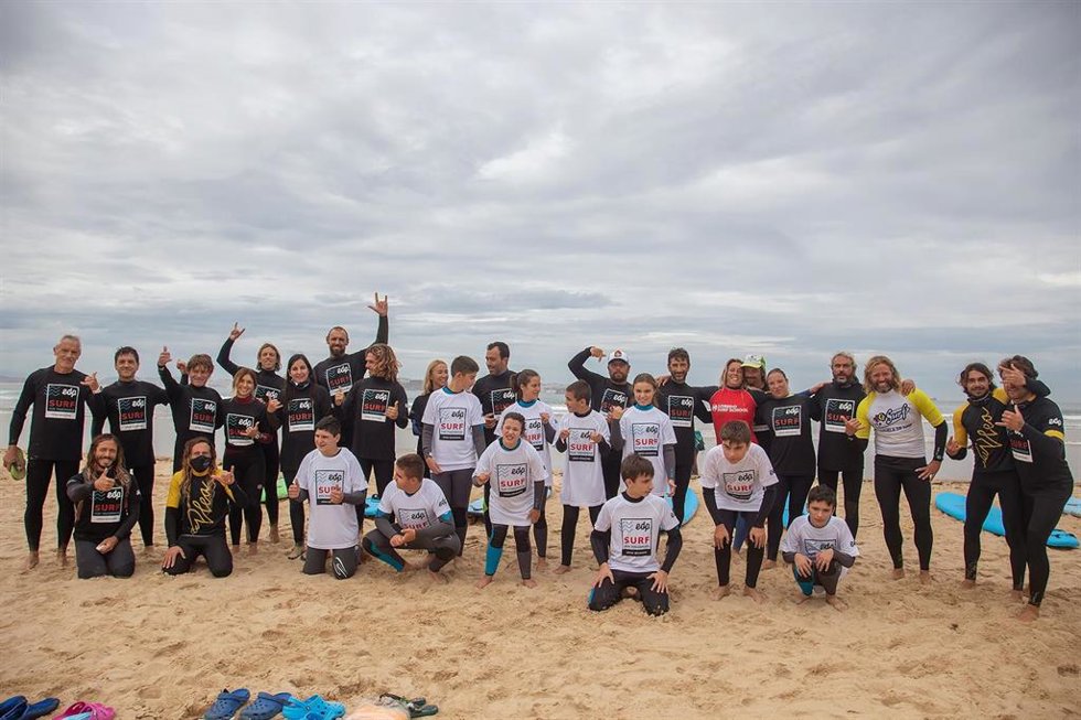 Participantes en el programa 'EDP Surf for Tomorrow'