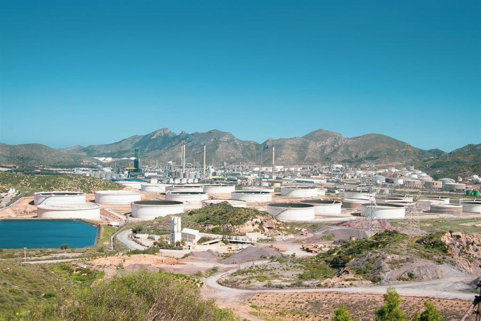 Archivo - Refinería de Cartagena de Repsol