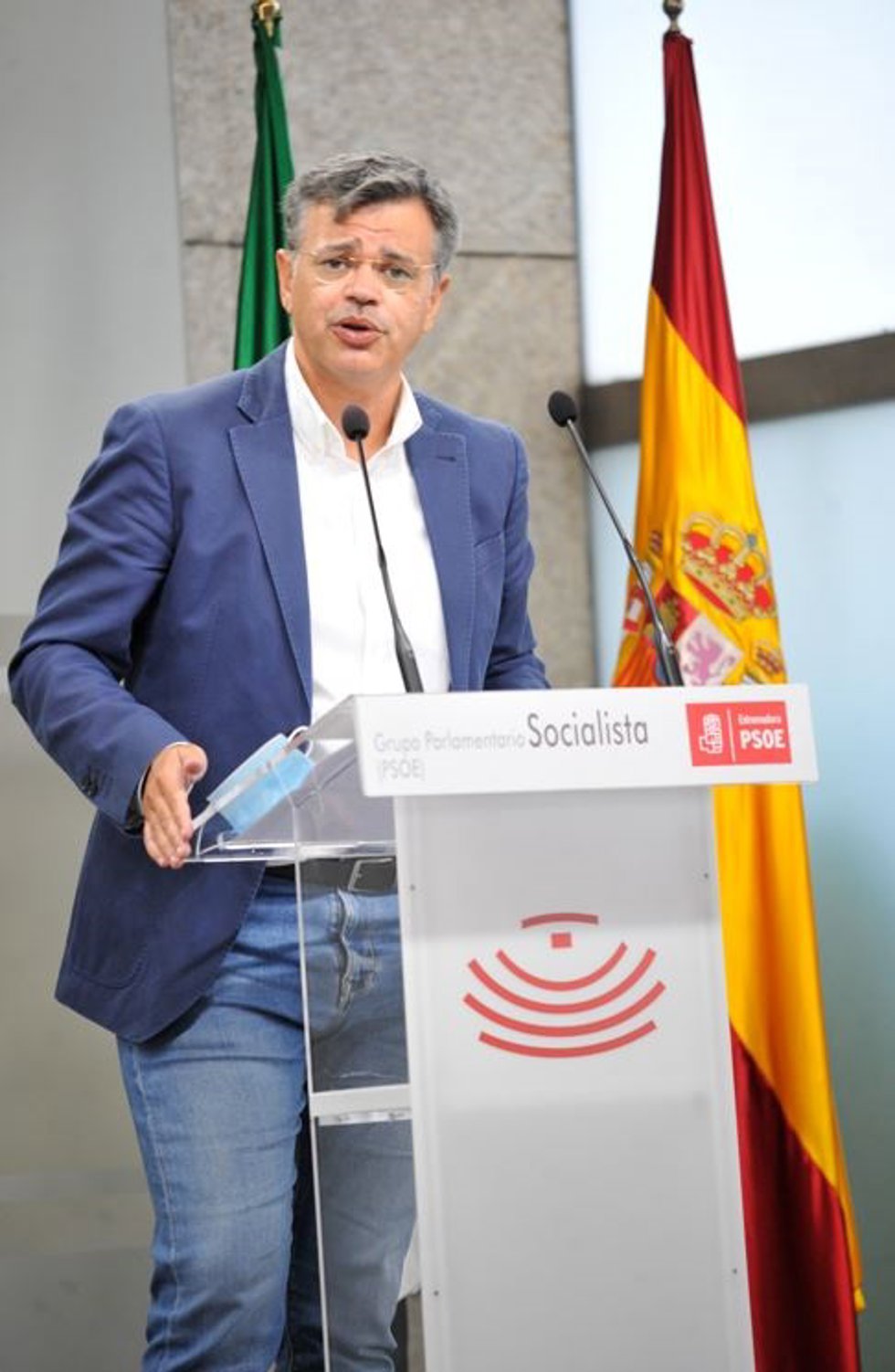 Archivo - El portavoz de Empleo del PSOE en la Asamblea, Juan Antonio González
