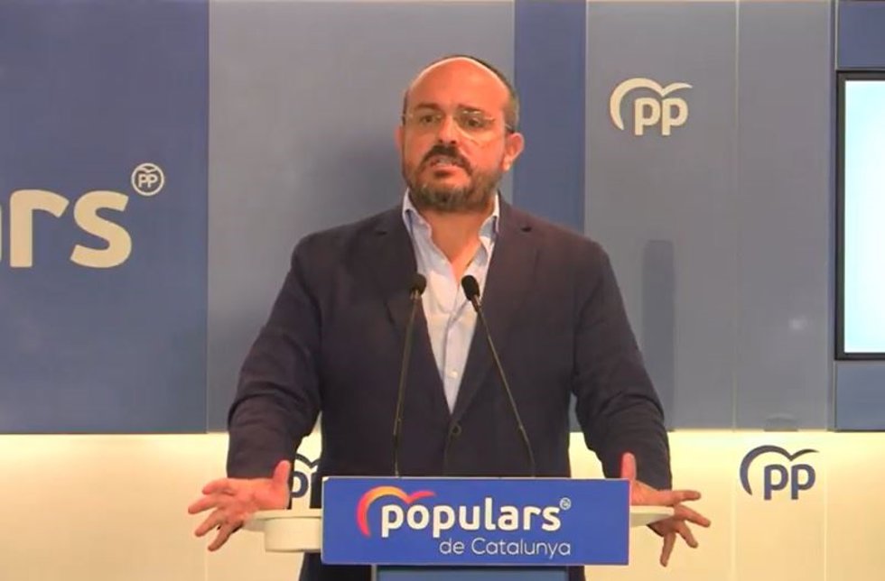 El presidente del PP catalán, Alejandro Fernández, en rueda de prensa el lunes 4 de octubre de 2021.