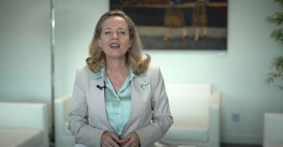 La vicepresidenta primera y ministra de Asuntos Económicos y Transformación Digital, Nadia Calviño, durante su intervención en el Día de la Educación Financiera, celebrado el 4 de octubre de 2021