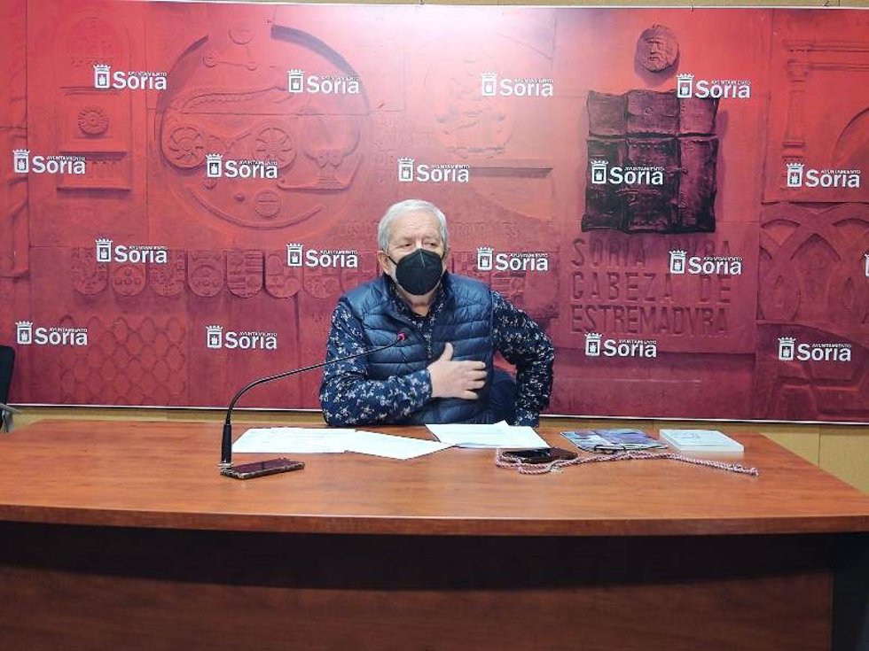 El concejal de Cultura, Jesús Bárez, explica la campaña cultural de octubre en Soria