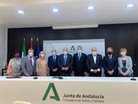 Junta y enfermeros fijan un calendario para trabajar en la implantación de la nueva Estrategia de Atención Primaria