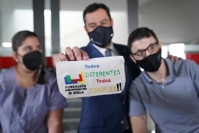 Moreno valora la colaboración entre la Junta y Persán para el nuevo centro de servicios sociales en Sevilla