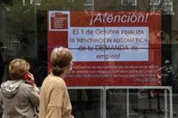 El paro en la capital cae un 5,2% interanual y 1.228 personas salen de un ERE