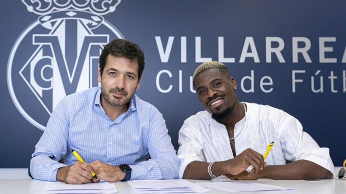 Aurier ficha por el Villarreal