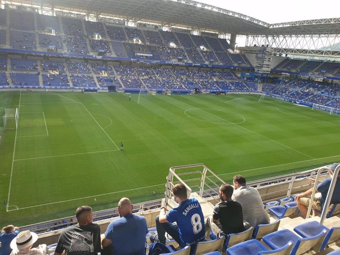 Partido de fútbol del real Oviedo.