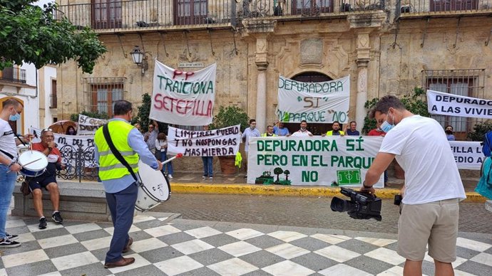 Protesta vecinal en Lora