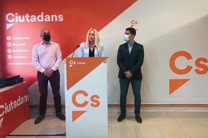 Víctor Ruiz, María Burrel y Nacho Martín Blanco en Lleida