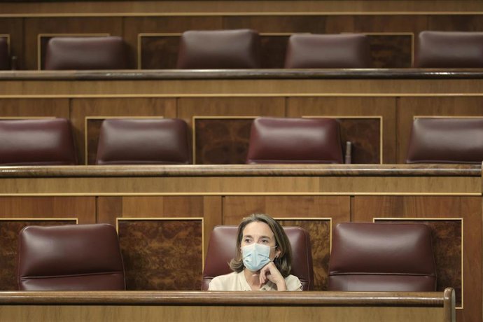 La portavoz parlamentaria del PP, Cuca Gamarra, en una sesión plenaria de la Cámara Baja, a 30 de septiembre de 2021, en Madrid (España). 