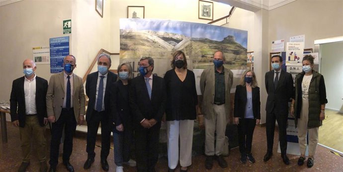 Armisén, junto a los representantes de la UNESCO que han viajado a Palencia para evaluar Las Loras.